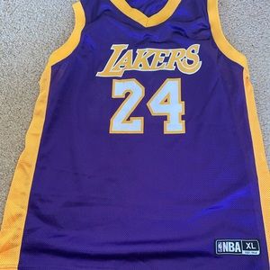 Women’s Lakers Jersey (Bryant 24) - size XL